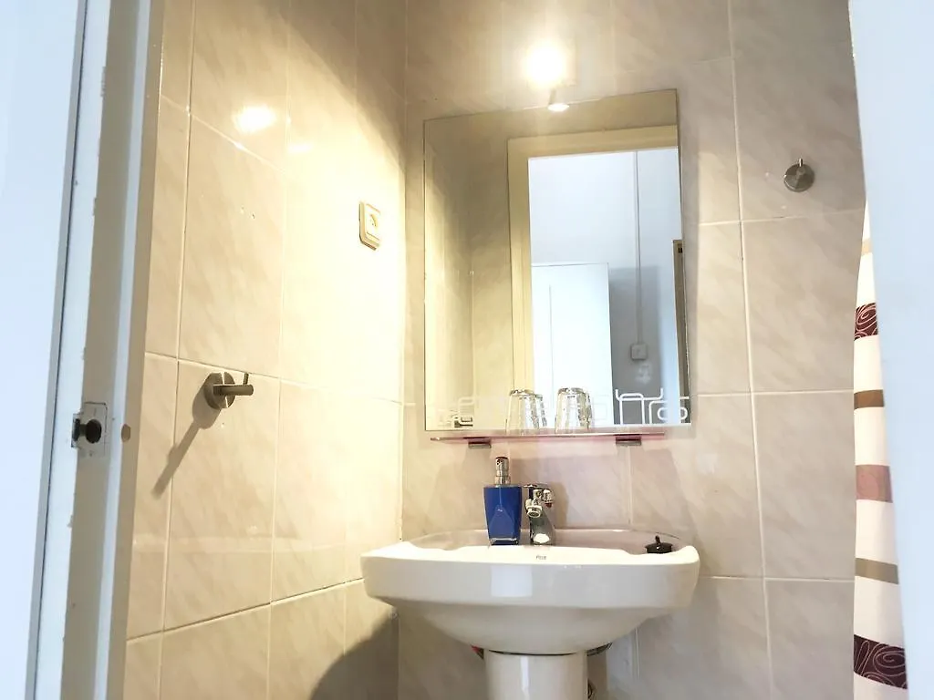 ** Guest house Hostal La Palmera Barcelona Spain