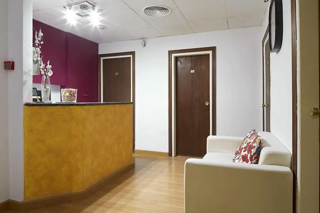 Hostal La Palmera Barcelona Spain