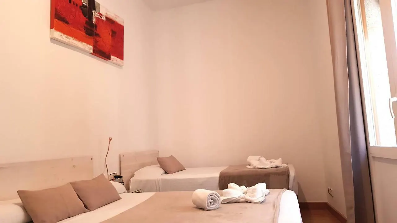 Hostal La Palmera Barcelona Guest house