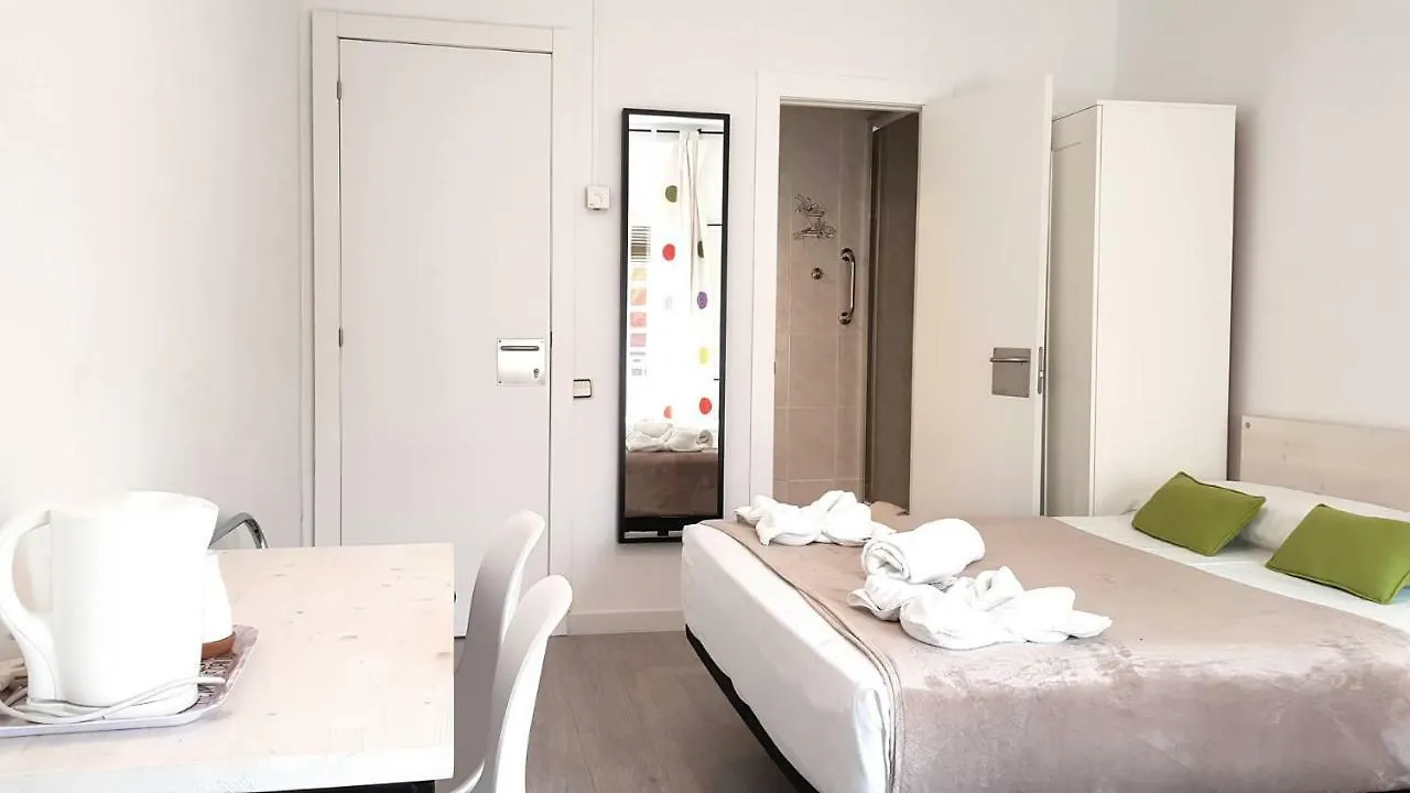 Guest house Hostal La Palmera Barcelona