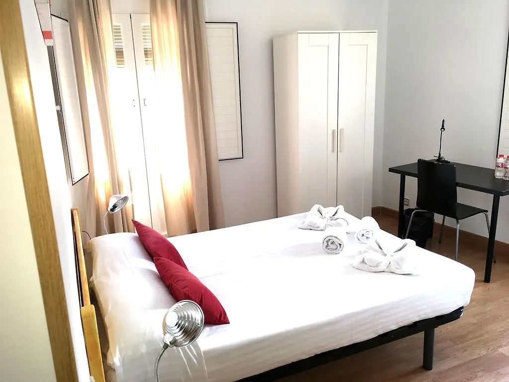Hostal La Palmera Barcelona 2*,  Espanha